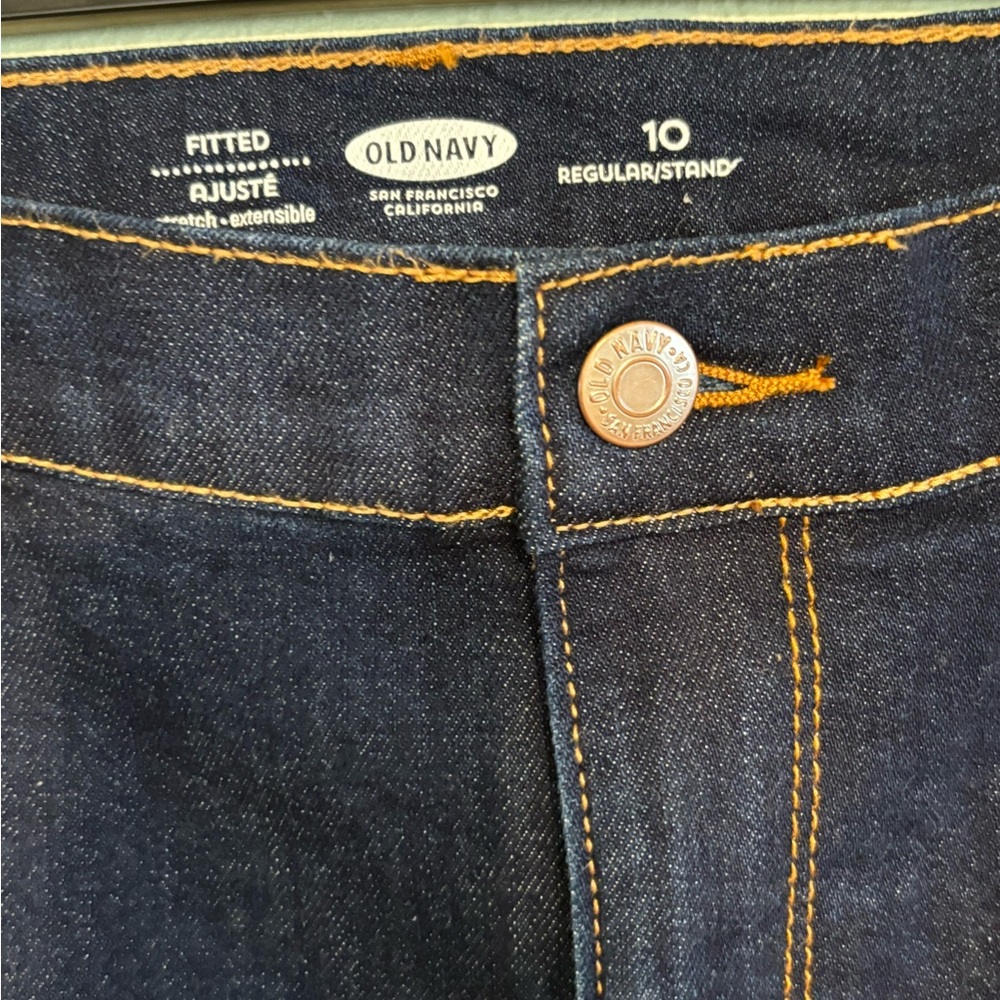 Size 10 Old Navy Fitted Jean Shorts